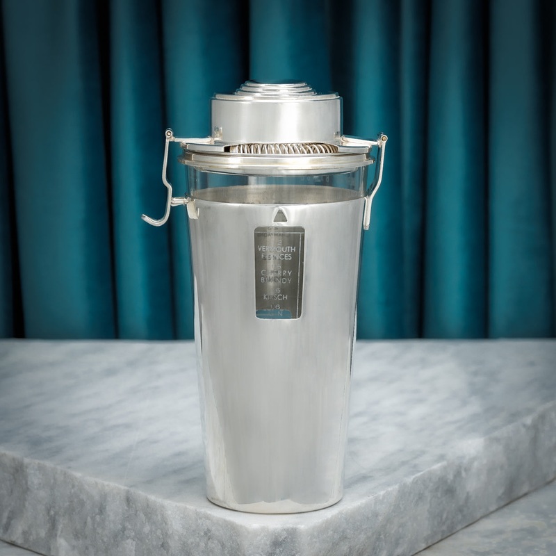 ‘The Barman’ Recipe Cocktail Shaker