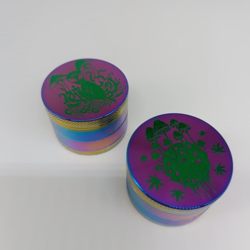 ‘Alien & Shrooms’ Oil Spill & Green Collection 4-Part Herb Grinders